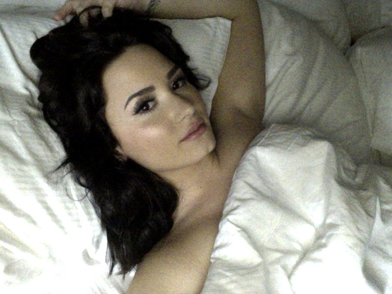 Demi-Lovato-Leaked-_thefappening_one (1)